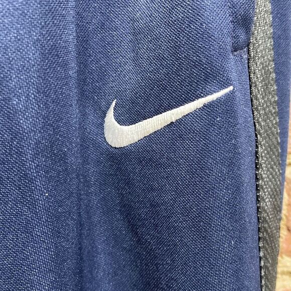 Nike Navy & Gray Joggers Youth Size Large NEW - Picture 3 of 7
